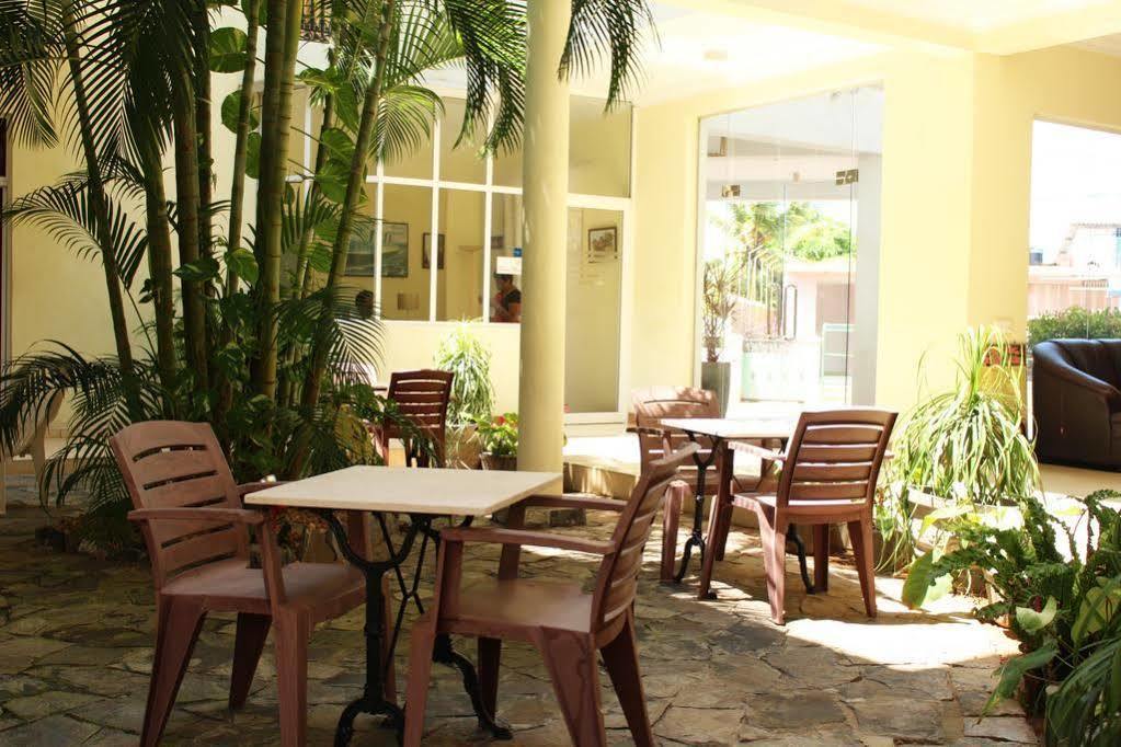 The Ocean Pearl Hotel Negombo Exterior photo